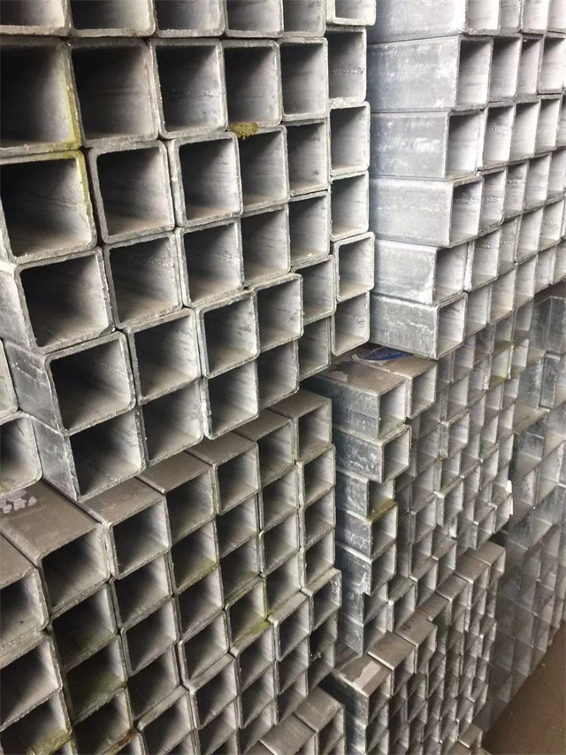 低合金 Q355B 峰峰矿峰峰矿峰峰矿镀锌无缝方管 工程专用无缝峰峰矿峰峰矿峰峰矿镀锌方管